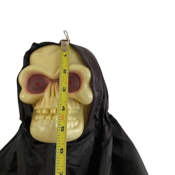 Gemmy Hanging Grim Reaper Halloween Decoration Battery Operated 24 NOTWORKING - Picture 4 of 6